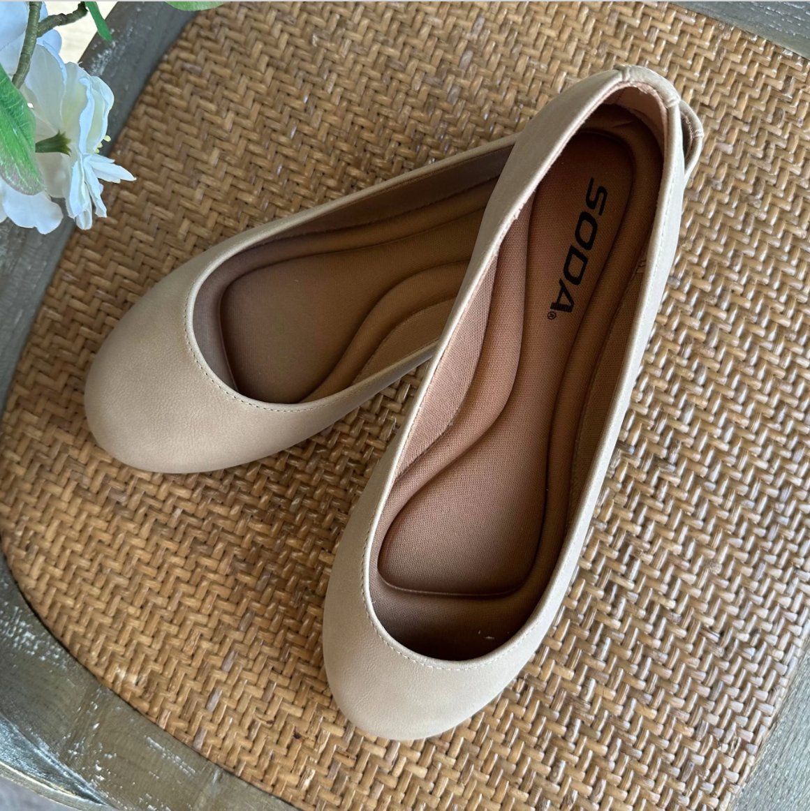 Women’s Casual Shoes